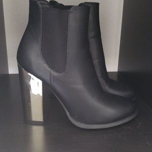 Black Ankle boots with gold